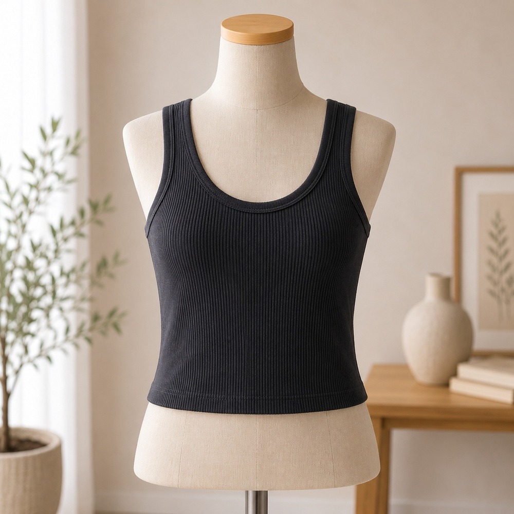 NWT Mono B Ribbed Tank Top Womens Large Black Seamless Cropped AT3214